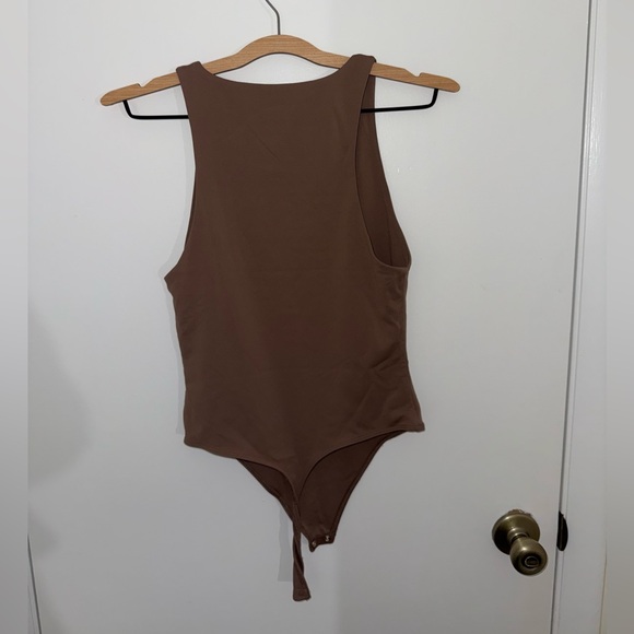 Aritzia Babaton Contour Tank Bodysuit - Taupe - Size M - Like New! - Picture 3 of 4